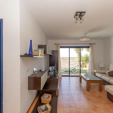 Dompi Con Vistas Al Mar Y A Fuerteventura Playa Blanca (Lanzarote)