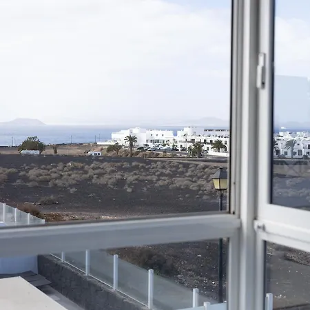 Villa Dompi Con Vistas Al Mar Y A Fuerteventura Playa Blanca (Lanzarote)