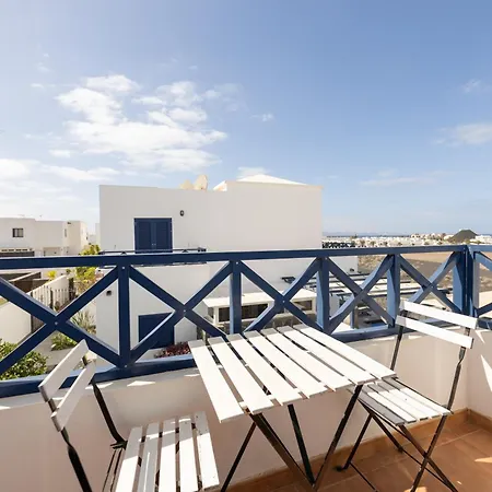 Dompi Con Vistas Al Mar Y A Fuerteventura Playa Blanca (Lanzarote)