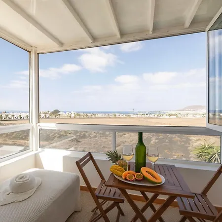 Dompi Con Vistas Al Mar Y A Fuerteventura