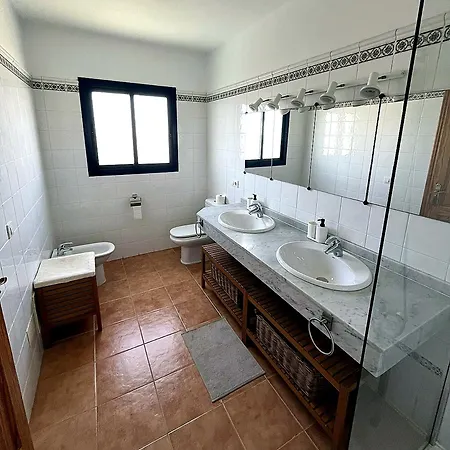 Dompi Con Vistas Al Mar Y A Fuerteventura